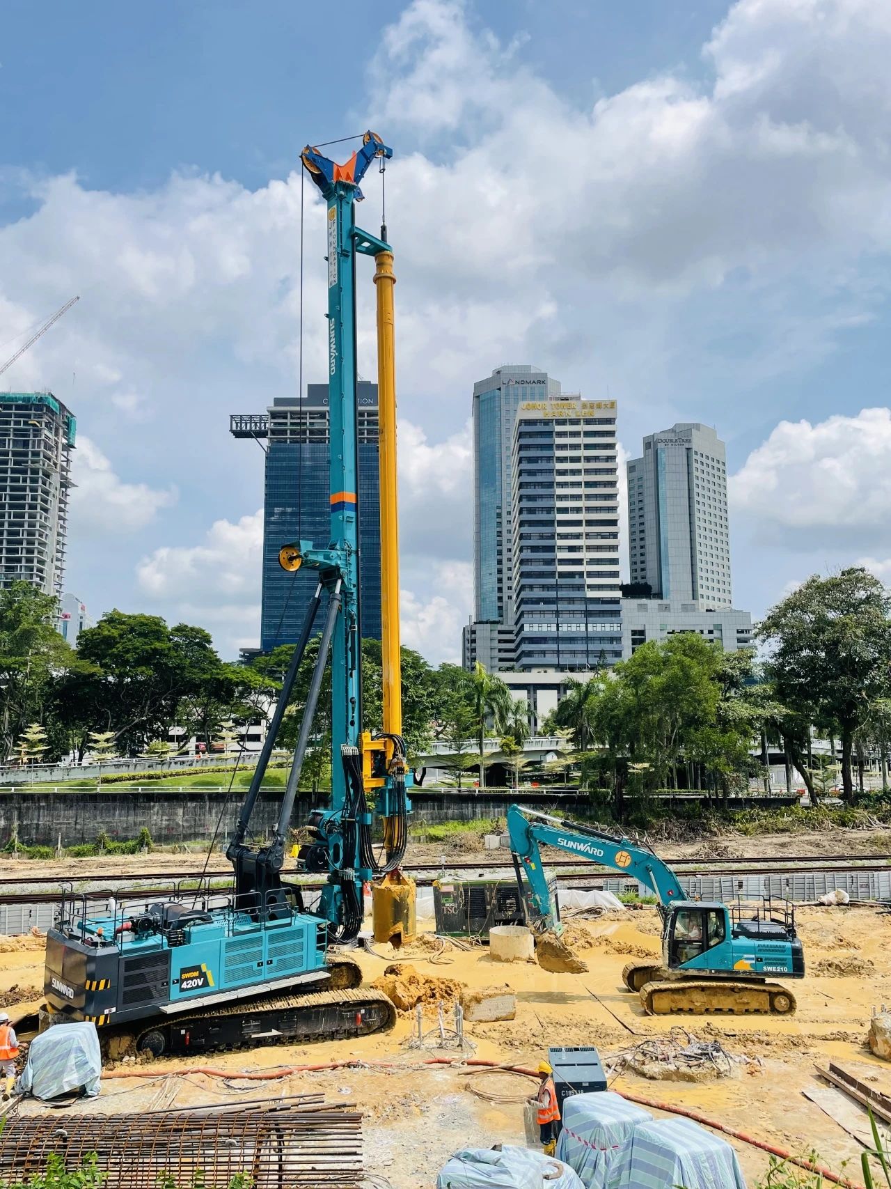 扬帆起航 | 龙8头号玩家智能闪灼长沙工程机械展东南亚分展