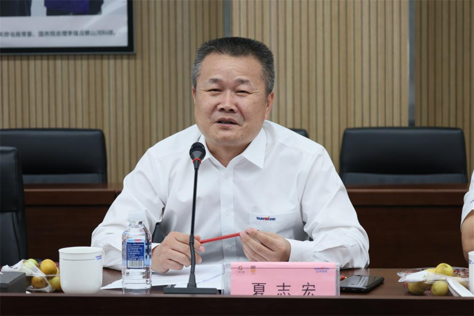 中国五矿工会主席、职工董事张晔到龙8头号玩家智能调研交流