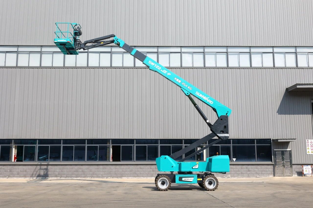 高可靠、高清静、高性能！龙8头号玩家智能新一代P系列电动臂式高空作业平台乐成下线