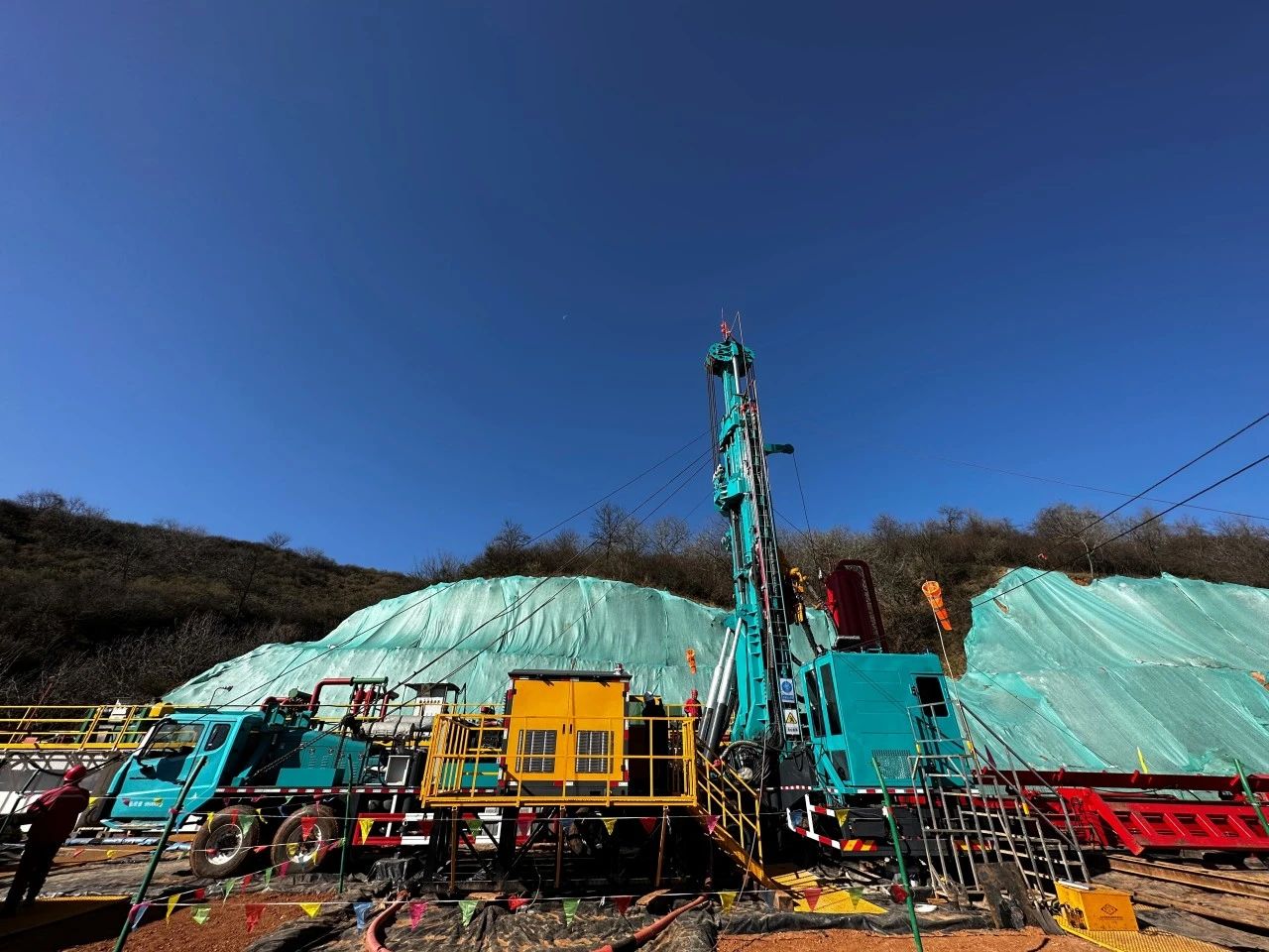 龙8头号玩家智能产品入选湖南省首台（套）重大手艺装备产品名单