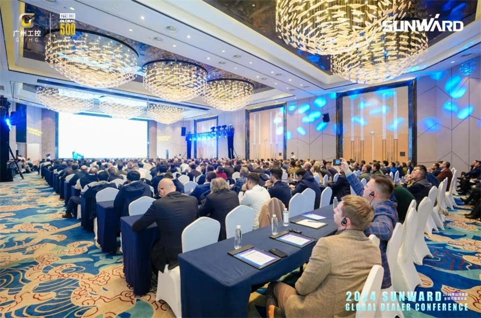 立异驱动相助，，，，，，，龙8头号玩家智能全球署理商大会乐成举行