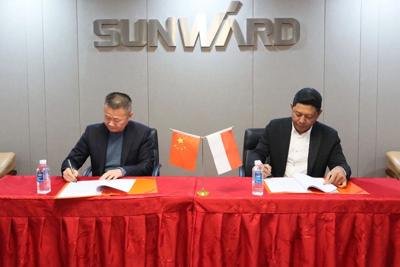 龙8头号玩家智能与印尼着名大型矿山企业签署相助备忘录