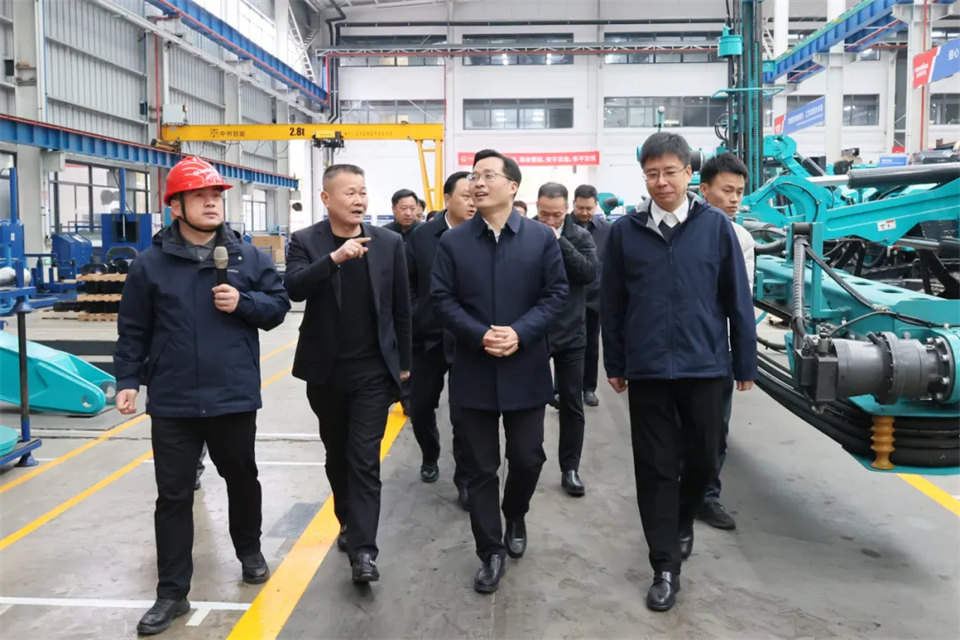 蒋红波走访调研龙8头号玩家智能