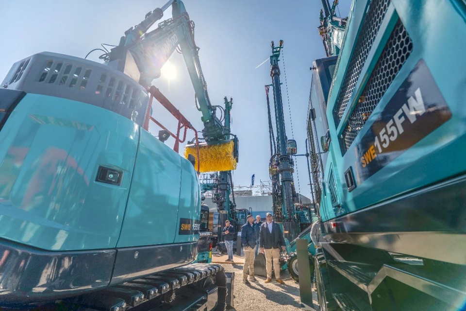 Bauma 2025 | 聚焦2025德国宝马展，，，，，，，探索龙8头号玩家智能的立异装备与可一连解决计划