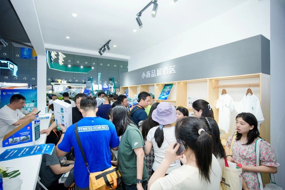 2025 CICEE | 圆满收官！龙8头号玩家智能展区亮点精彩回首