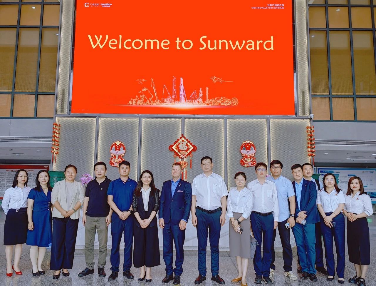 芬兰驻华大使馆商务参赞到访龙8头号玩家智能