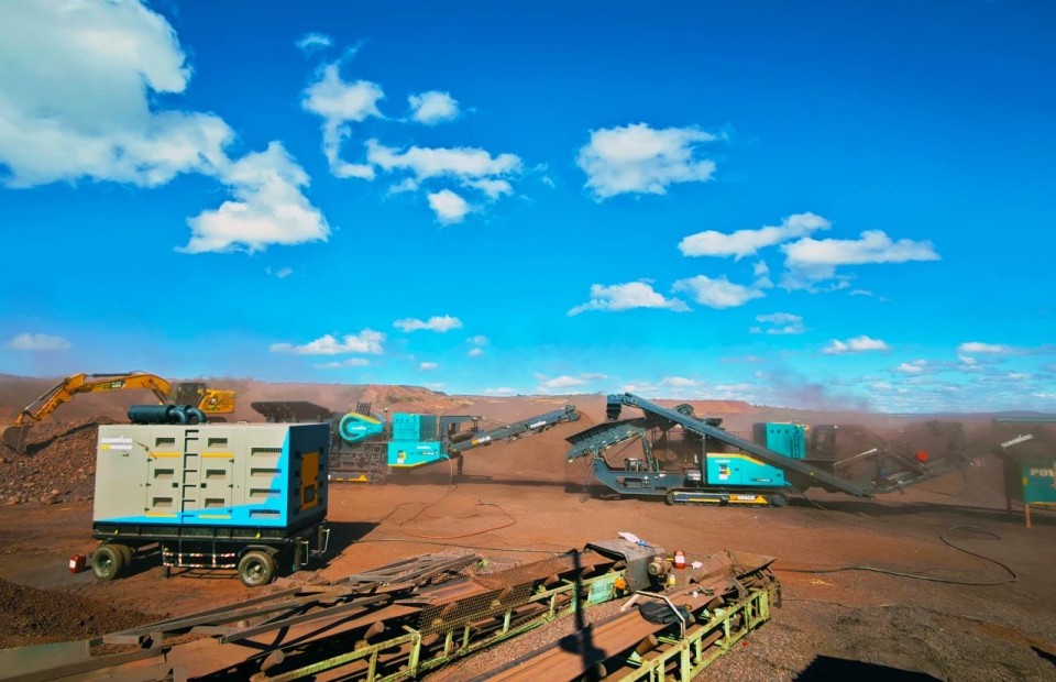 龙8头号玩家智能破碎筛分成套装备乐成上岸非洲市场。。。。。，，，，共绘相助共赢新篇章