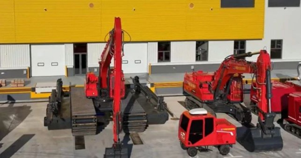 硬核破解“最后一公里”难题，，，，，，，龙8头号玩家智能应抢救援装备助力“应急使命·2025”演习！