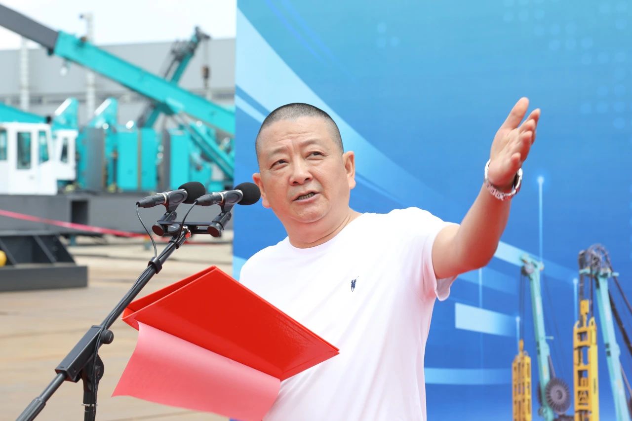 “破纪录王者”再出征！龙8头号玩家智能SWDM800旋挖钻机乐成交机